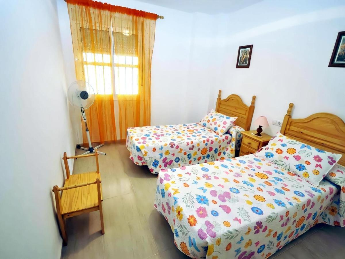 Apartamento Junto Al Mar Piscina Solo Familias Conil De La Frontera Buitenkant foto